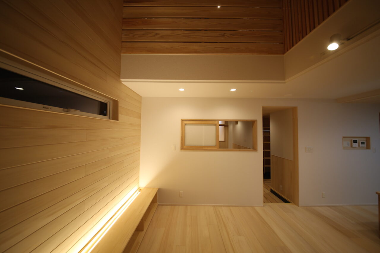 リビング間接照明 - K.I様邸 新潟市南区 - もみの木の家の施工事例